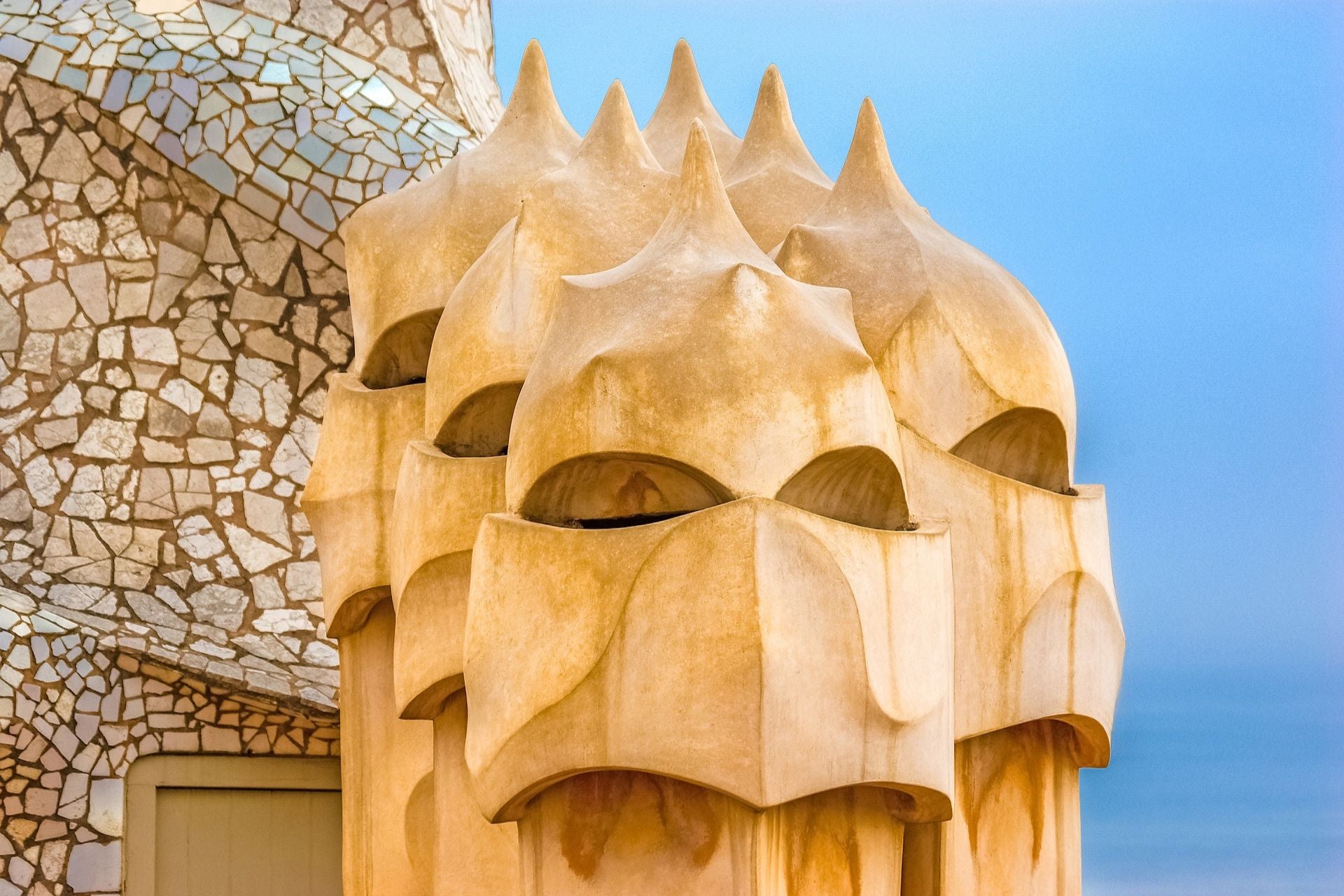 Detail van La Pedrera of Casa Milà gebouw van Gaudi
